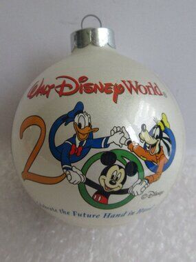 Walt Disney World 2000 Celebrate the Future Hand in Hand Glass Ornament w/ Box